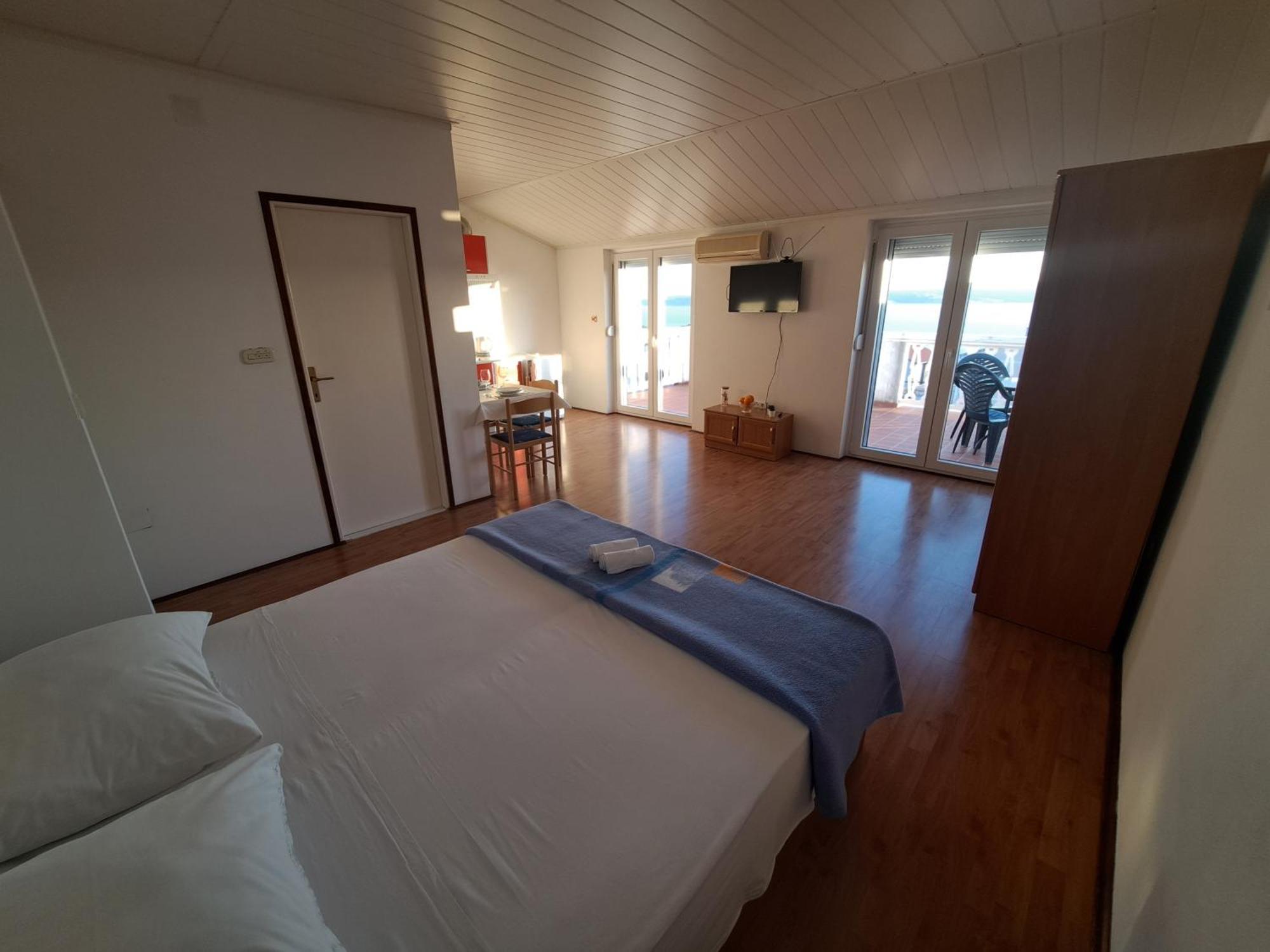 Apartments Maruna Maslenica Eksteriør billede